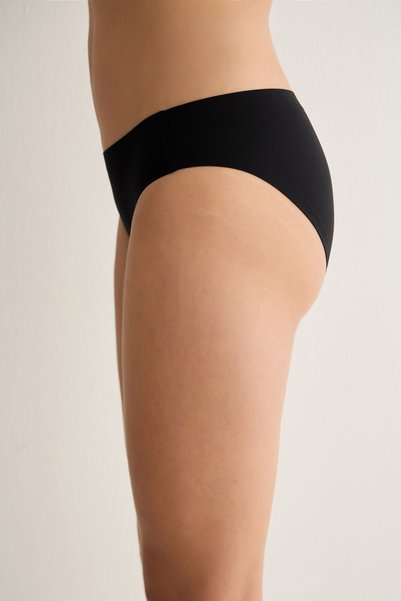 Best Model Invisible Laser Slip Panties 6011