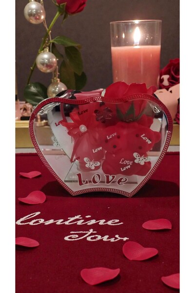 FAMEMUS ACCESSORY Sevgililer Gününe Özel Cam Kalpli Ayıcıklı Güllü Fanus 15cm...
