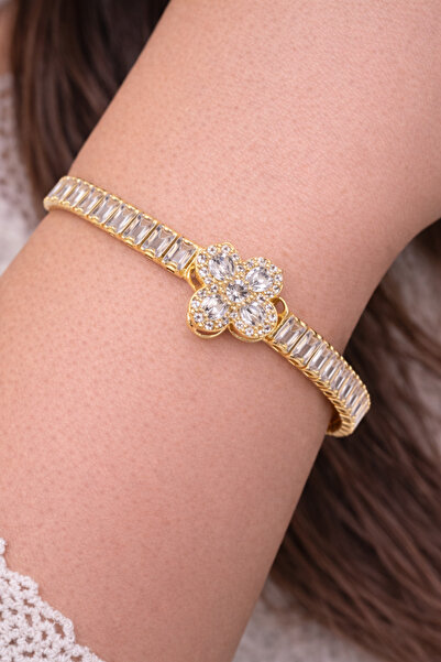 femline Baguette Shiny Stone Flower Detailed Stylish Women's Bracelet