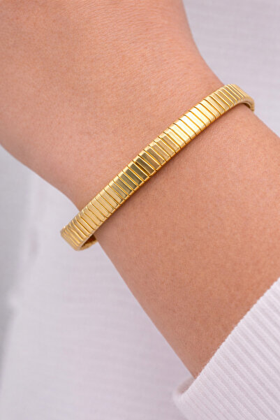 femline سوار نسائي بتصميم عصري بسيط بلون ذهبي