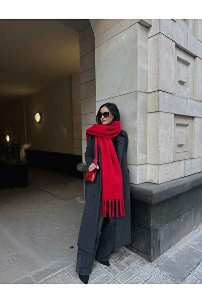 LEİLA SCARF LEİLA Puffy Yumuşak Dokulu Saçaklı ve püsküllü Kadın Kırmızı Atkı...