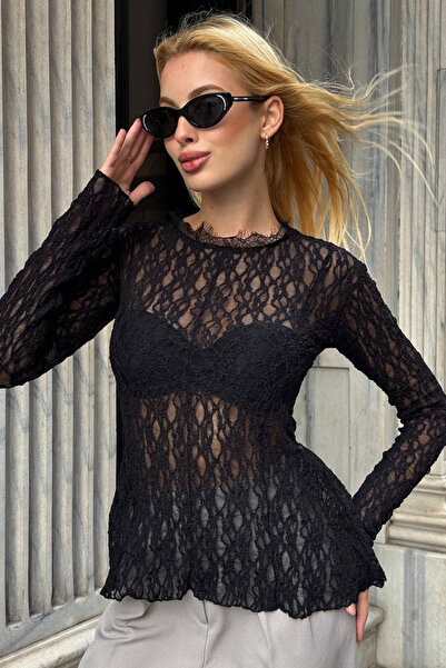 Trend Alaçatı Stili Women's Black Crew Neck Tulle Blouse with Puff Detail Alc...