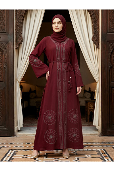 Globus By Styli Women Maroon Embellished Abaya with Hijab