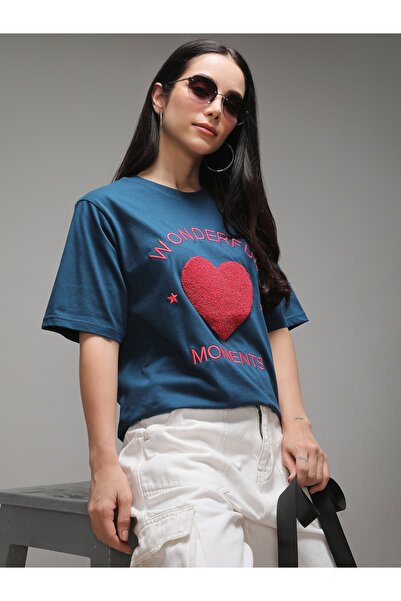 Dillinger By Styli Women Oversized Heart Embroidery T-Shirt