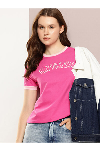 Dillinger By Styli تيشيرت نسائي مطرز بقصة عادية