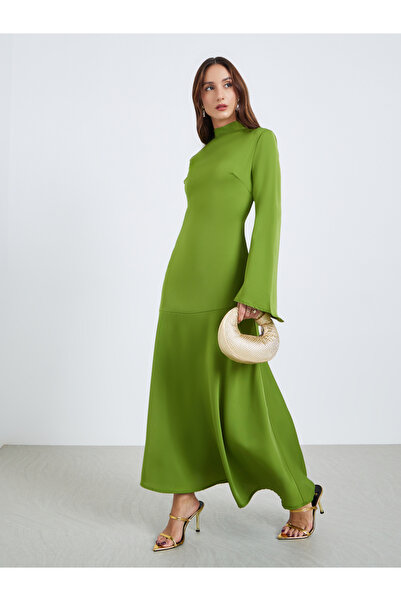 Take Two By Styli Women Green Bell Sleeve Mermaid Hem Maxi Dress