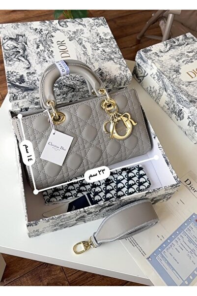 GGGG Bags with their accessories