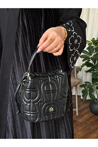 GGGG شنط اقنر معا ملحقاتها