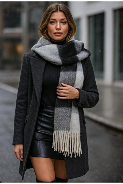 stravis Soft Textured Black and Gray Toned Square Patterned Shoulder Shawl Scarf