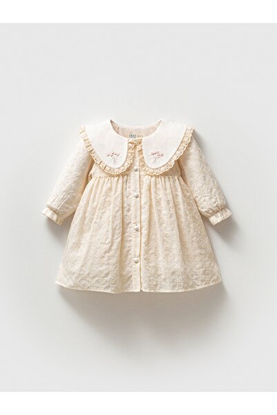 Momercy Yakası Çiçek İşlemeli Kız Bebek Önden Düğmeli Özel Gün Elbise