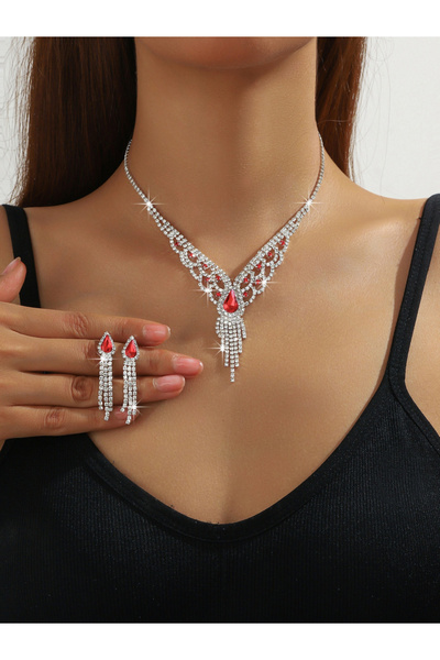 Take Two By Styli طقم عقد وأقراط مرصع بأحجار الراين