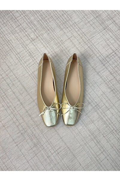 Take Two By Styli Women Gold Bow Detail Ballerina Shoes