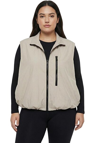 Generic REYON Lightweight Parachute Vest, High-Neck Design with Multiple Zippers