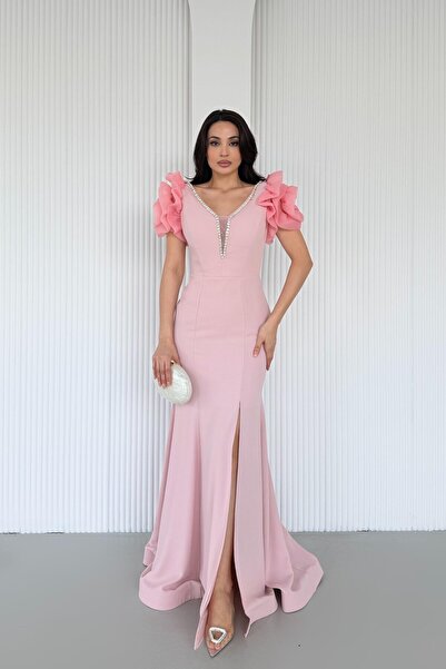 Serica Moda Powder Shoulder Detailed V-Neck Stone Embroidered Evening Dress