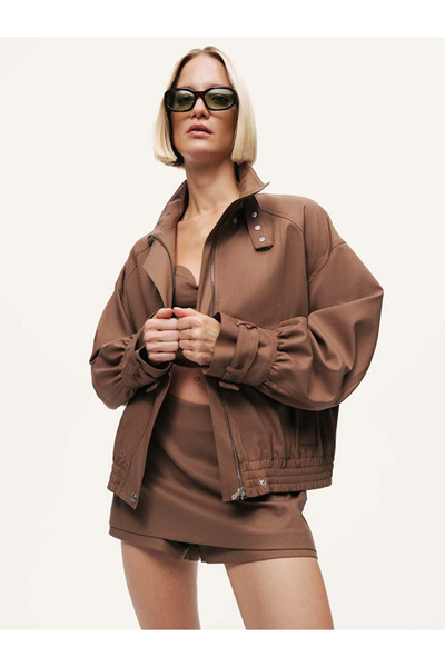 Nocturne Kemerli Yüksek Yakalı Ceket