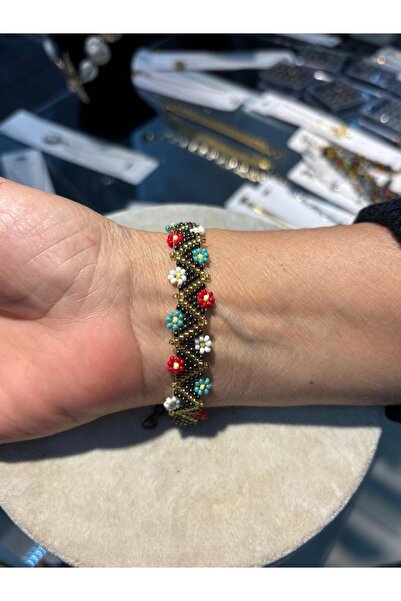 Handmade By HLY Handmade Floral Bracelet