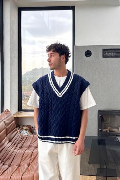 Flaw Wear Hair Braided V-Neck Knitwear Sweater Navy Blue