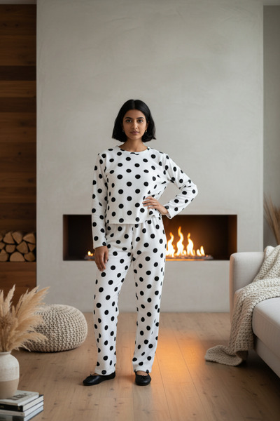 esmara Women 2-Piece Warm Long Sleeve Round Neck Pajama Set Soft Relaxed Home...