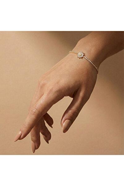 Liviena سوار سولارا الذهبي من الفولاذ