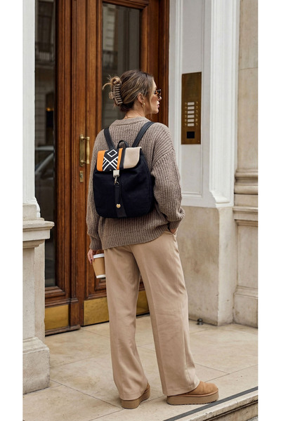 Ayşe Teyze'nin Çantaları Women's Black Backpack