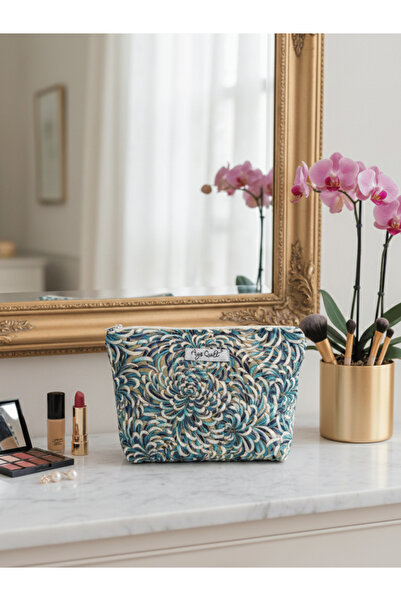 Ays Quilt حقيبة مكياج متوسطة الحجم