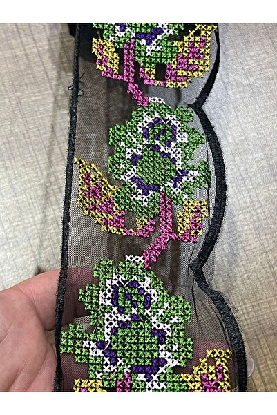 Gönülden Tasarım БРОДЕРИЯ ЗА ДИВАНИ С ШИРИНА 4,5 СМ, ДЪЛЖИНА 1 МЕТЪР, ТЮЛ, ГИ...