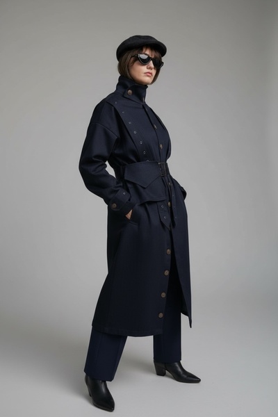 Pastelist. Kuş Gözü Detaylı Özel Tasarım Parçalı Trençkot