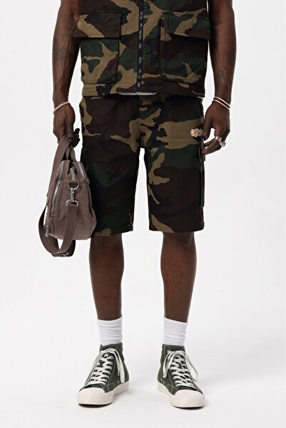 Plus Eighteen Of the System Green Camouflage Men's Shorts