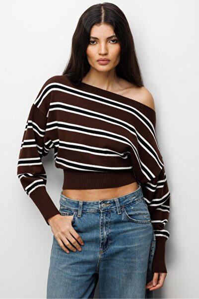 Mixray 6988 Women's Asymmetrical Rib Cut Boat Neck Knitwear Sweater Dark Brown