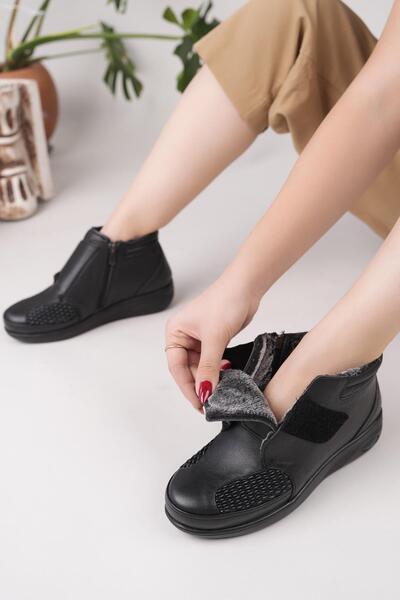 Castle Black 42648 Ghete de damă cu velcro și blană interioară neagră