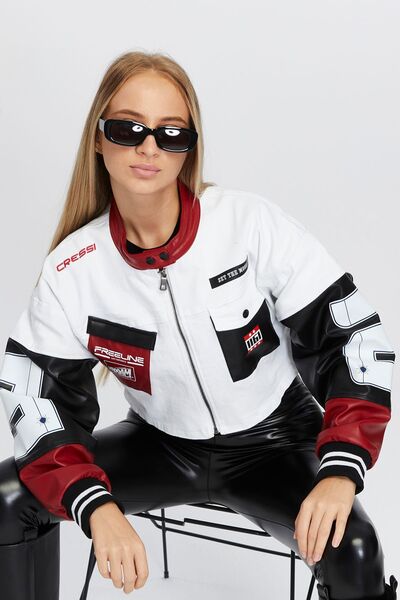 Black Level Jachetă de blugi supradimensionată pentru femei, cu mâneci din pi...