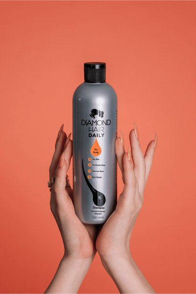 DIAMOND HAIR Kuru Saç ve Saç Derisi İçin Nem Dolduran Şampuan - Yavaş Uzayan, Dökülen, Kepekli Saçlar - Dry Scalp