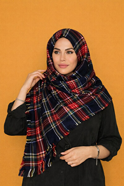 laviyonsa Black Plaid Scarf & Shawl