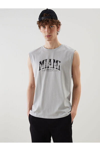 LC Waikiki Nevavm Men's Sleeveless T-Shirt with Oval Collar and Printed Design