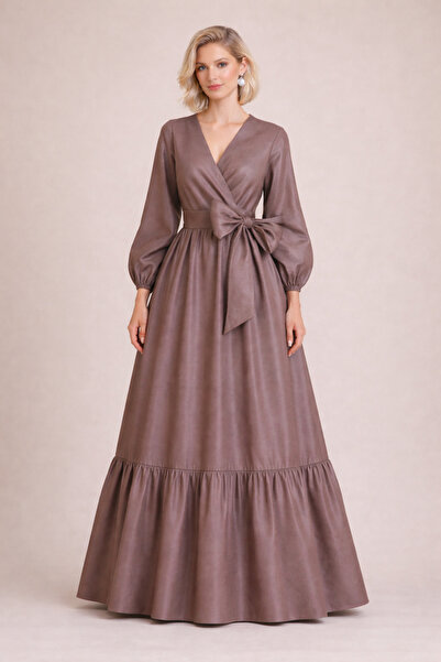 ALYEL NAKER فستان طويل من التفتا بأكمام بالون، بأزرار على الجهتين أزرار وتفاص...