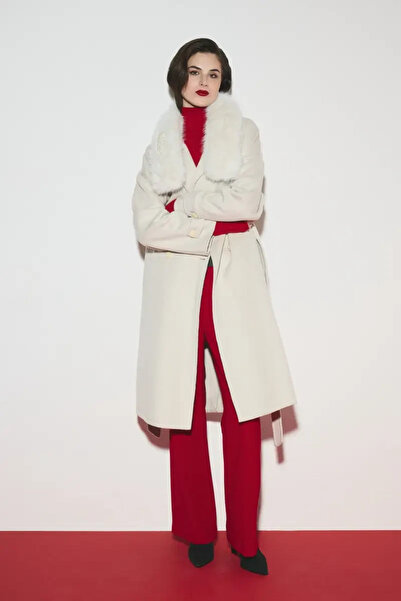 Gusto Double-Breasted Unlined Wool Coat - Ecru