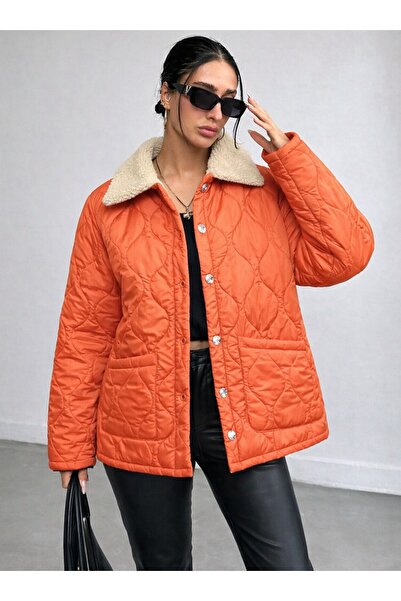 BORCKA TEKSTİL Turuncu Renk Kürk Yakalı Kapitone Desenli Kadın Mont