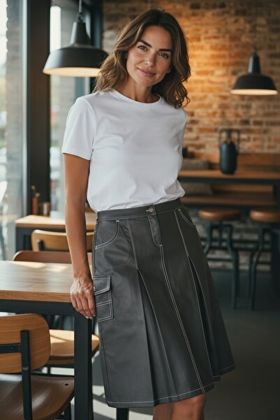 modayiğit Koyu gri  beyaz dikişli cepli spor mini etek