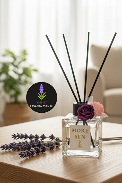 Bambu Çubuklu Oda Kokusu 100 ml – Lavanta Esanslı, Özel Süslü, Kare Cam Şişe Ortam Kokusu