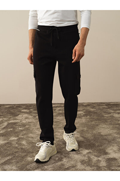 Xint Erkek Siyah Pamuklu Regular Fit Kargo Sweatpant