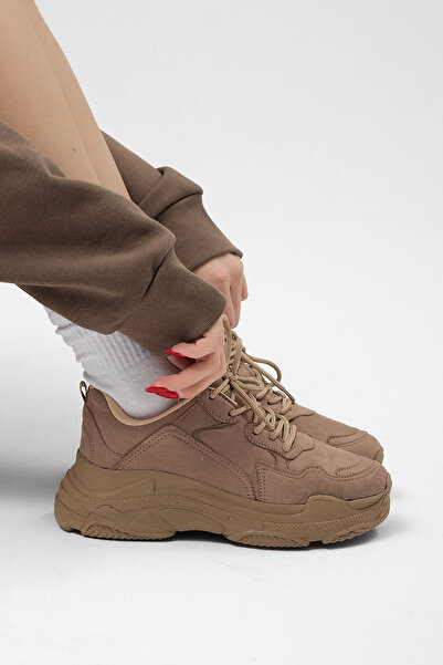 Tonny Black حذاء رياضي نسائي برباط ونعل عالٍ من فرو المنك