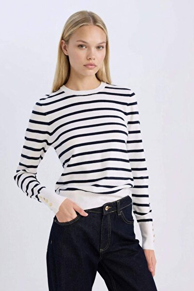 DeFacto Пуловер с раирана плетка с мека текстура и кръгло деколте, стандартна...