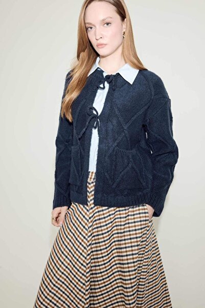 DeFacto Regular Fit Crew Neck Front Tie Knitwear Cardigan G6345Ax25Wn