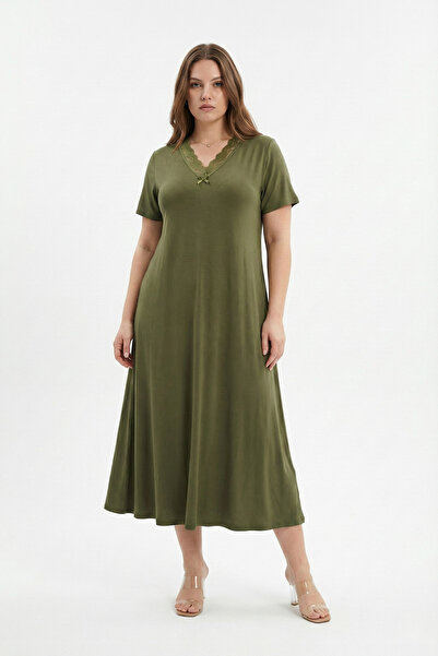 şuranur Φόρεμα με λεπτομέρεια από μπαμπού με λαιμόκοψη με λαιμόκοψη με λεπτομ...