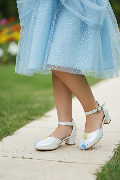 pediashoes حذاء سهرة على شكل أميرة بكعب صغير للفتيات