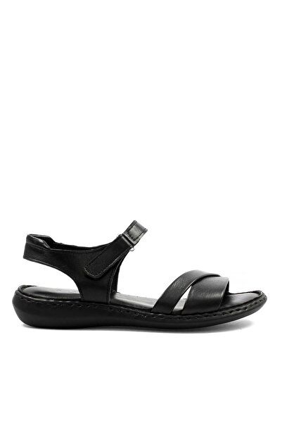 Celal Gültekin Kadın Siyah Bilekten Cırt Cırtlı Deri Sandalet