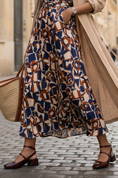 Büşra Çetin حذاء ماري جين نسائي باللون العنابي مفتوح من الخلف ومقدمة مربعة وك...