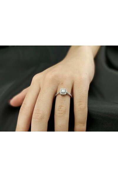 GÜMÜŞ Kadın Beyaz Çizgili Baget Taşlı Yüzük Özel Tasarım