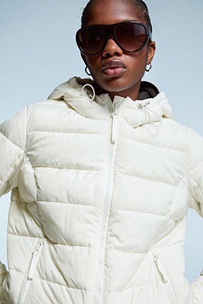 Bershka İnce kapitone su geçirmez ceket