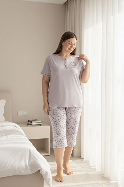 Cotpark Γυναικείο κοστούμι καπρί με κοντό μανίκι από βαμβάκι μεγάλου μεγέθους...